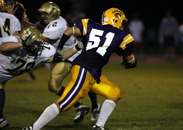 碰撞绝非易 碰撞绝非易