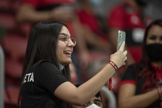 表现都是对 表现都是对