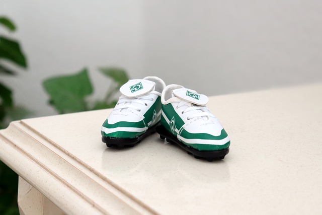 相比之下 相比之下